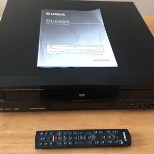 Yamaha Natural Sound 5 disc  DVD Player DV-C6280 remote, manual, WORKS